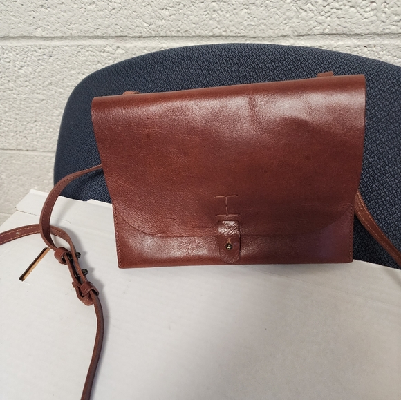 Lucky Brand Rustic Slim Brown Leather Flap Crossbody Bag - Picture 6 of 12